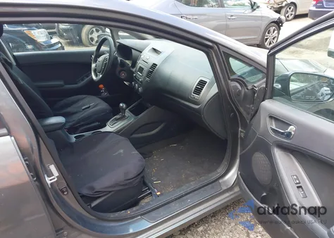 2016 Kia Forte Lx из США, поврежденный, VIN KNAFK5A88G5652932